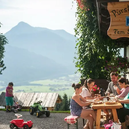 Pürstinghof Çiftlik konaklama